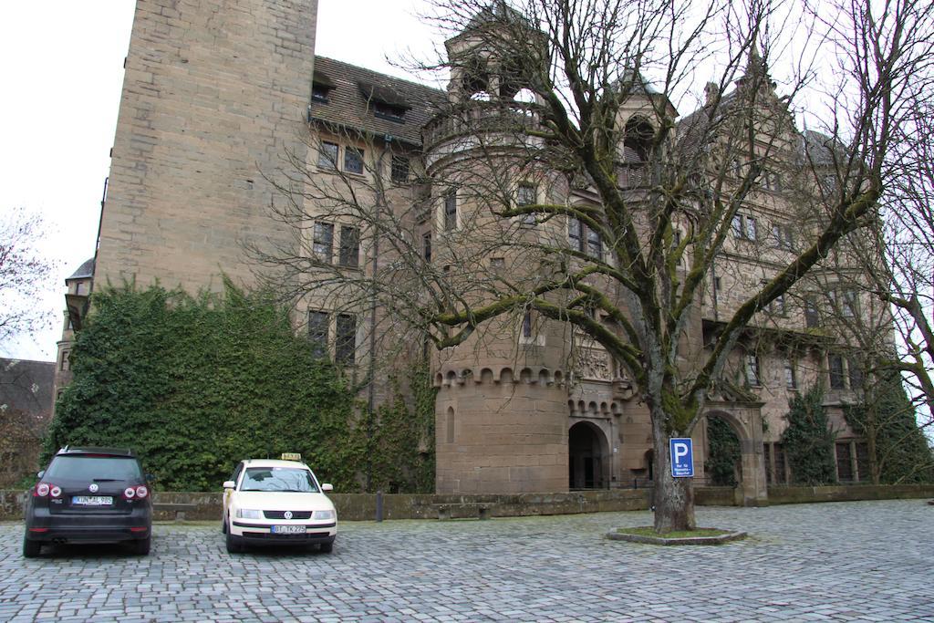 Hotel Am Schloss Neuenstein Neuenstein  Bagian luar foto